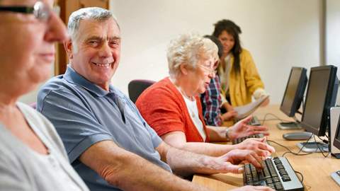 INFORMÁTICA TERCEIRA IDADE